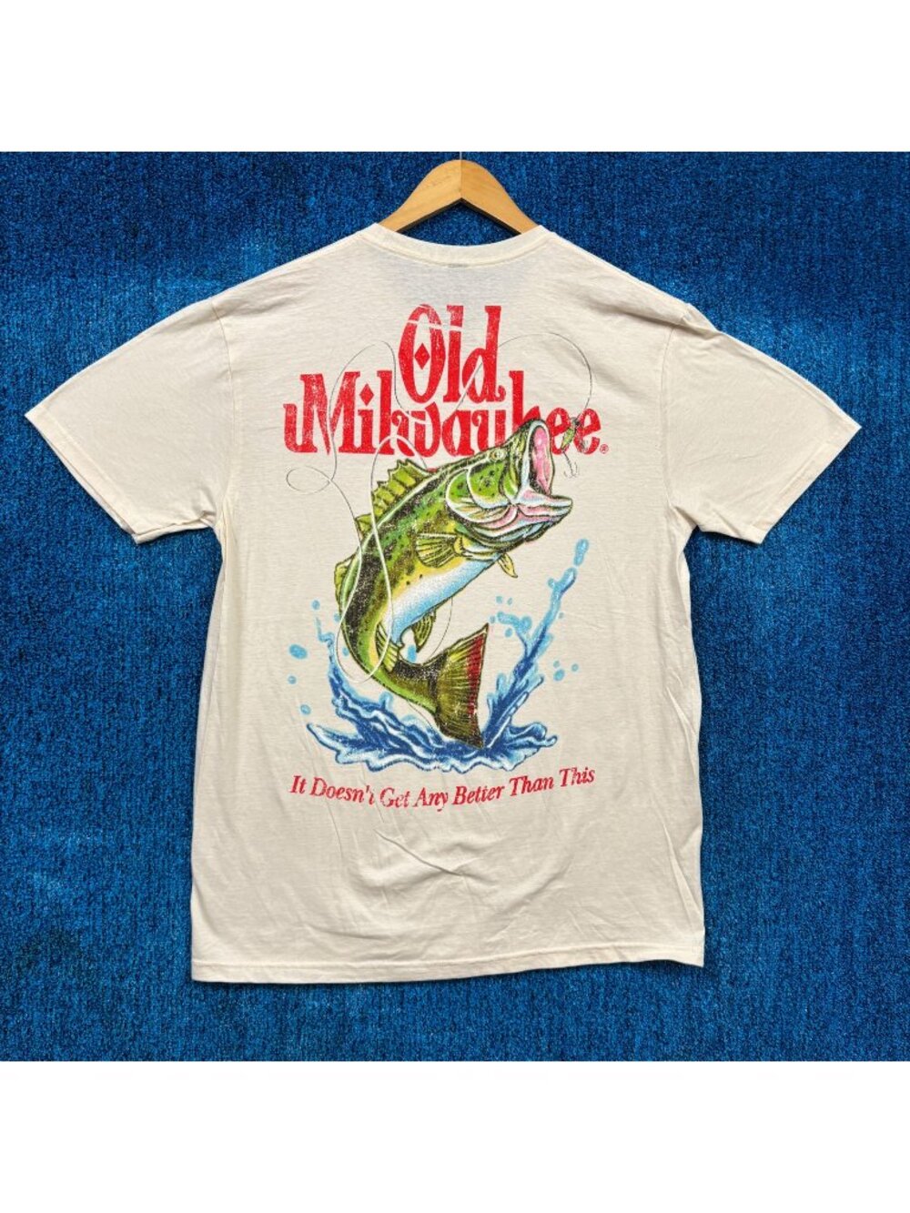 Old Milwaukee It Doesnt Get Any Better Than This Beer Tee L